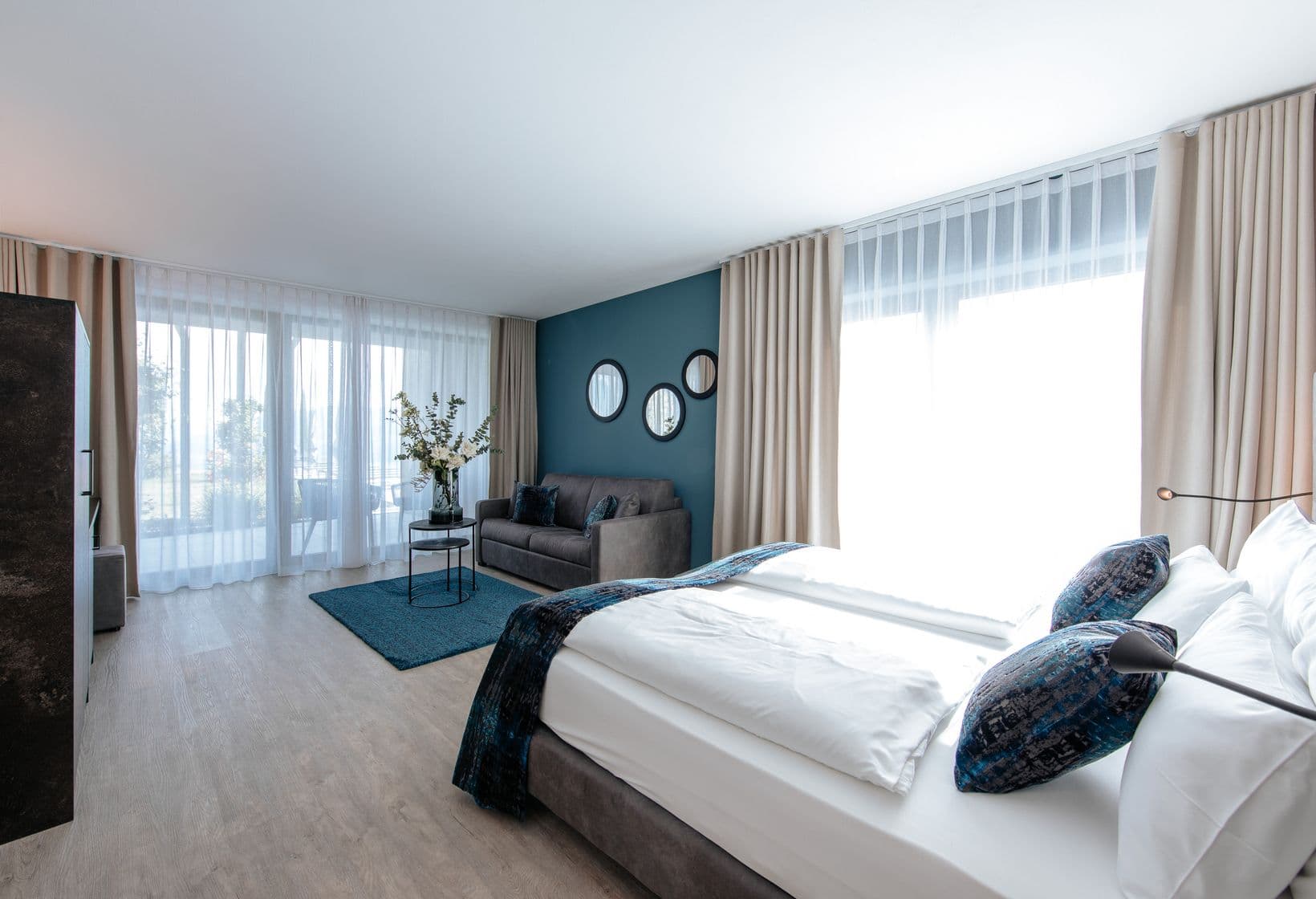 Prestige Pool Suite #206